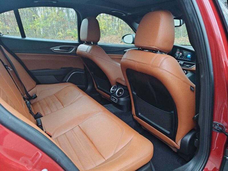 2021 Alfa Romeo Giulia Ti Sport