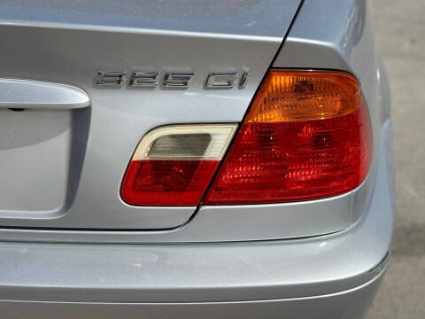 2001 BMW 3 Series 325Ci