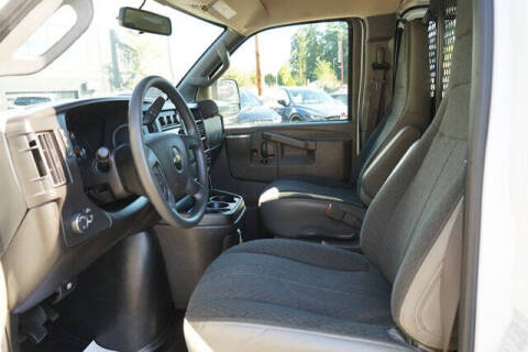 2024 Chevrolet Express 2500