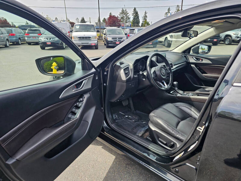 2018 Mazda MAZDA3