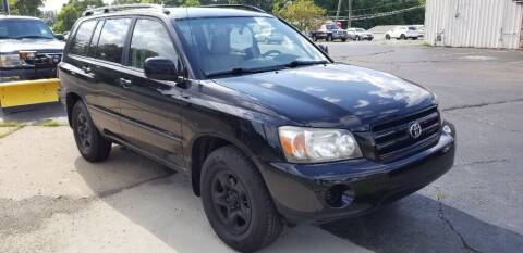 2004 Toyota Highlander for sale at Meador Motors LLC in Canton OH