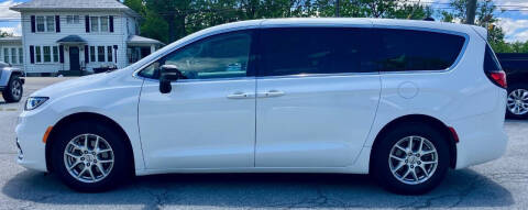 2024 Chrysler Pacifica Touring L