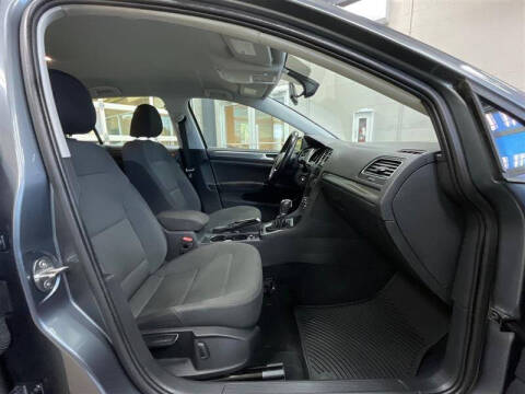 2018 Volkswagen Golf