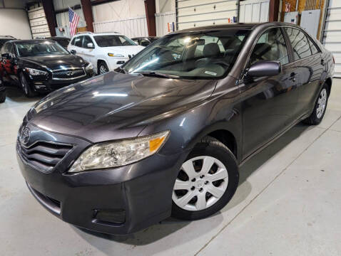 2011 Toyota Camry for sale at Nice Ride Auto Wholesale in Eastlake OH