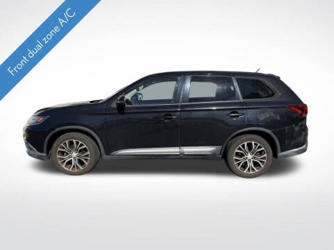 2016 Mitsubishi Outlander SE