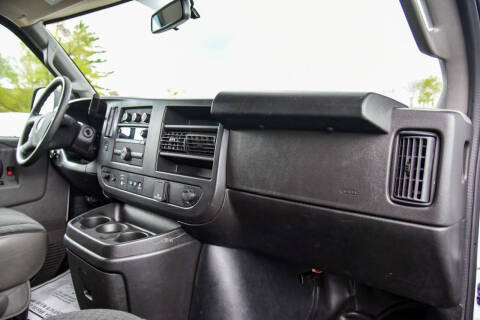 2024 GMC Savana 2500