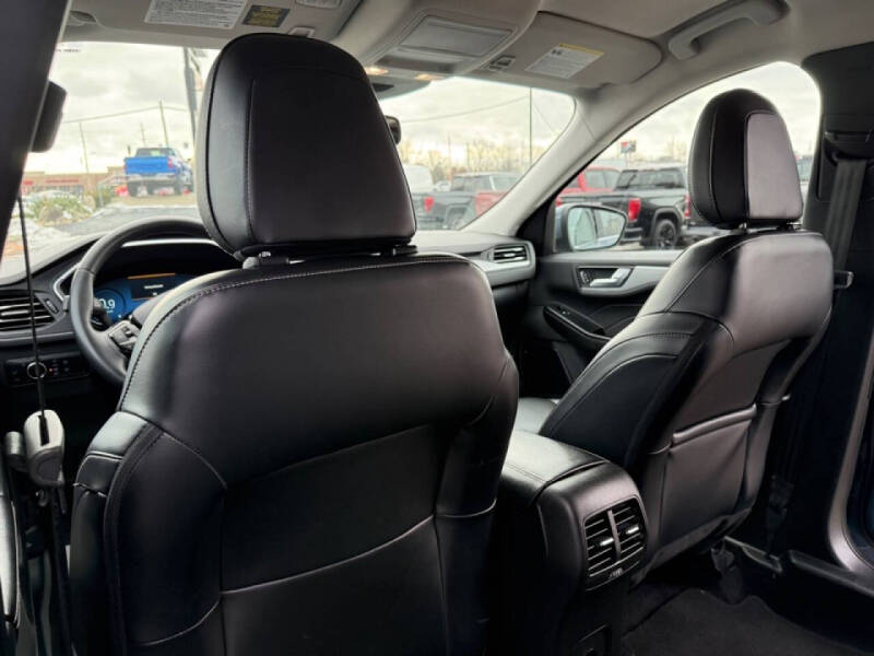 2024 Ford Escape Platinum