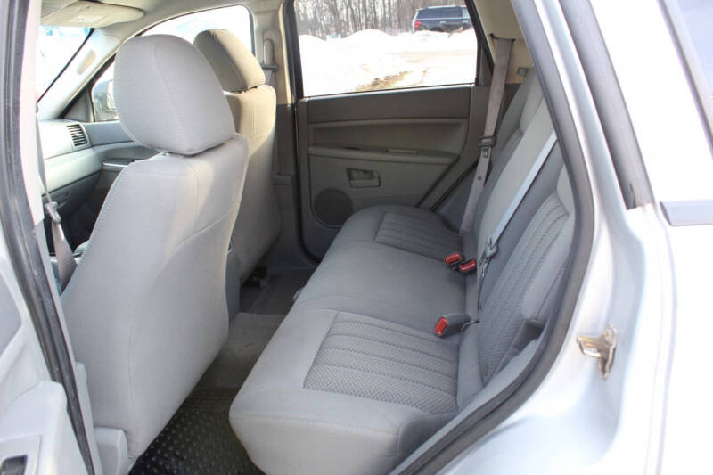 2006 Jeep Grand Cherokee Laredo