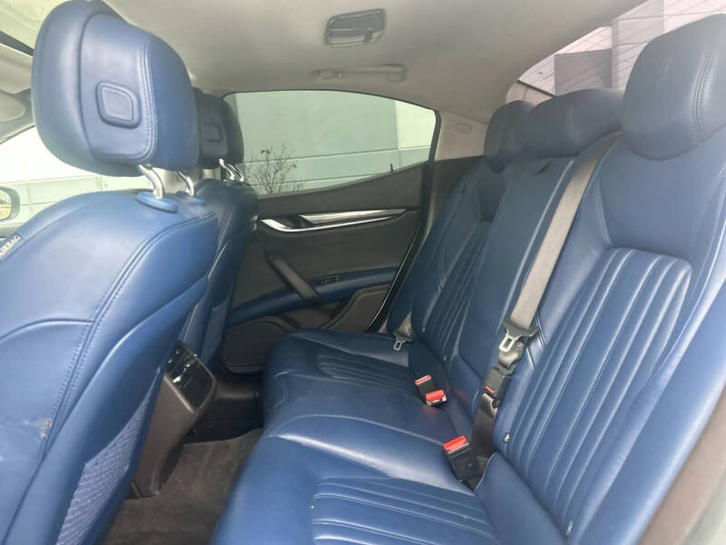 2017 Maserati Ghibli