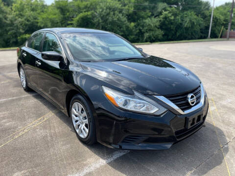 2016 Nissan Altima for sale at Empire Auto Sales BG LLC in Bowling Green KY