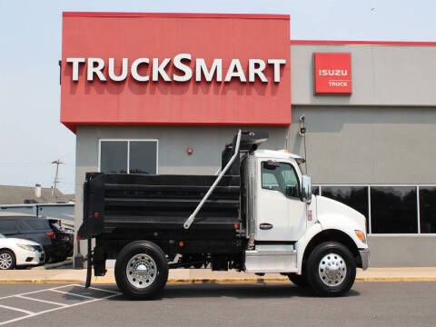 2025 Kenworth T280