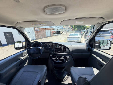 2006 Ford E-Series E-350 SD XL