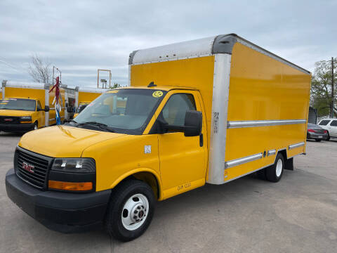 Box Truck For Sale in Houston, TX - Peek Motor Company Inc.