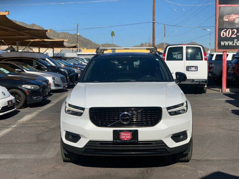 2019 Volvo XC40 T5 R-Design