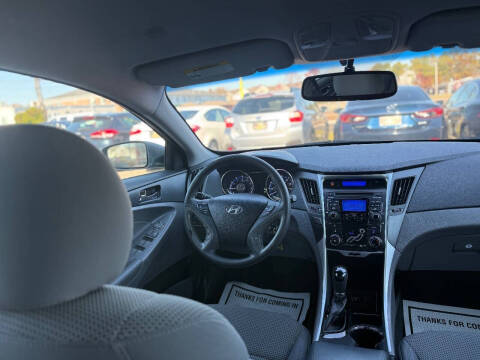 2011 Hyundai Sonata GLS