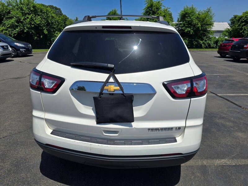 2014 Chevrolet Traverse LS