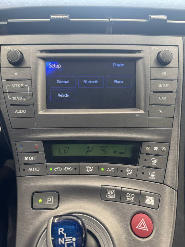 2012 Toyota Prius Two