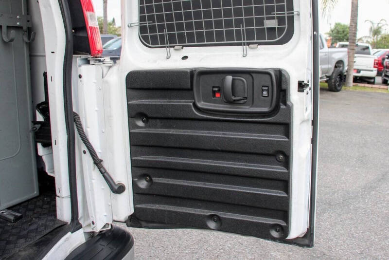 2020 GMC Savana 2500