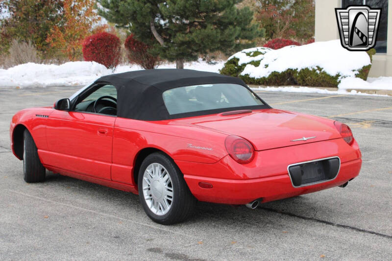 2002 Ford Thunderbird Deluxe