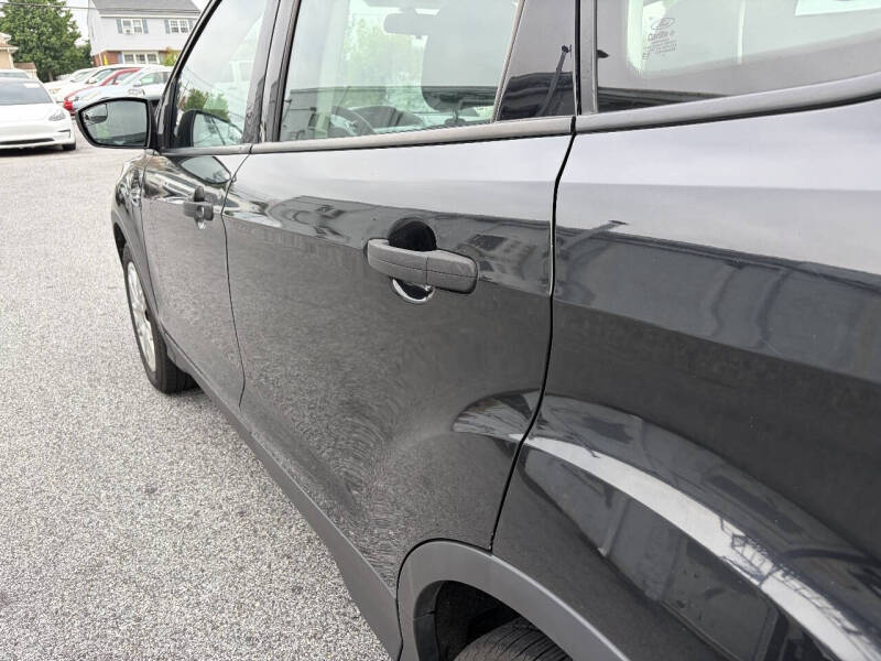 2014 Ford Escape S
