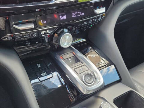 2024 Acura MDX w/Tech