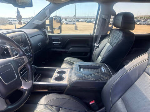2016 GMC Sierra 2500HD Denali