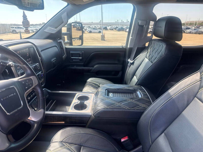 2016 GMC Sierra 2500HD Denali