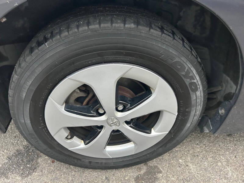 2013 Toyota Prius Two