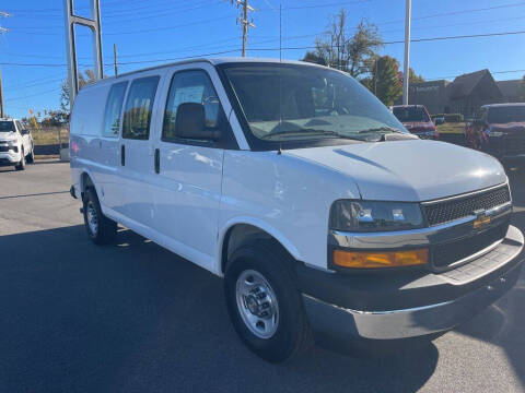 2025 Chevrolet Express 2500