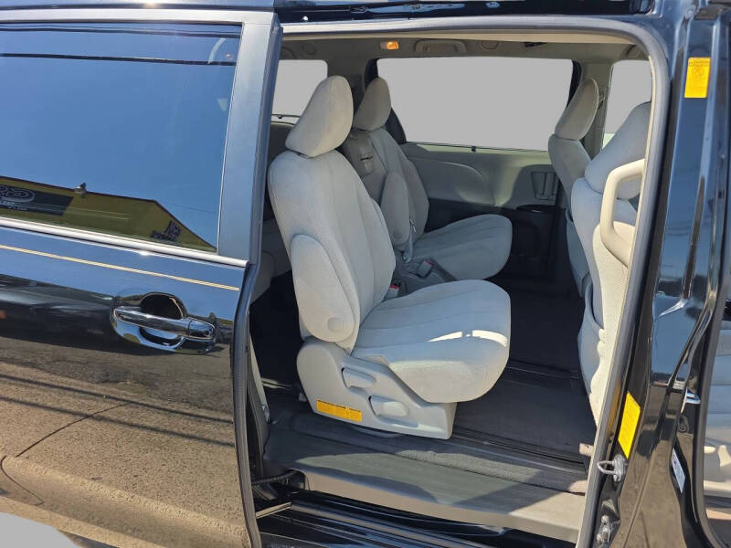 2014 Toyota Sienna