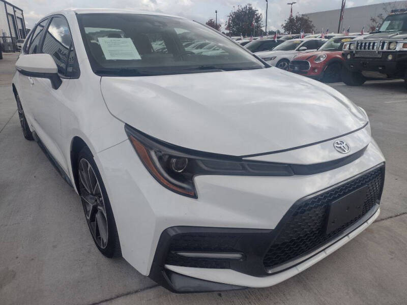 2022 Toyota Corolla SE's photo