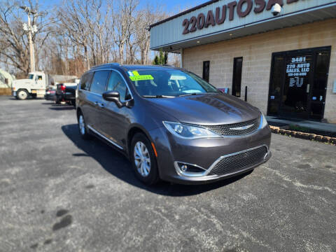 2018 Chrysler Pacifica Touring L