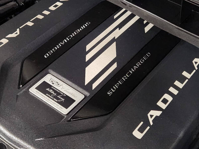 2025 Cadillac Escalade-V