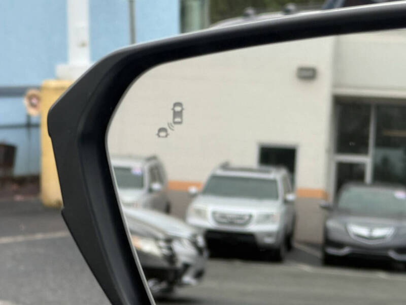 2022 Honda Insight EX