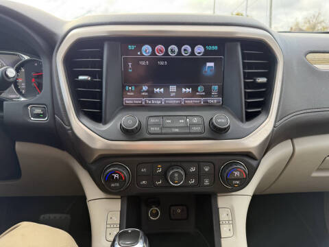 2017 GMC Acadia Denali