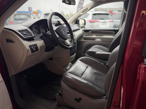 2010 Volkswagen Routan