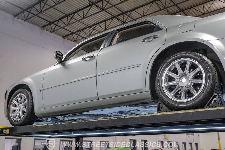 2005 Chrysler 300 C