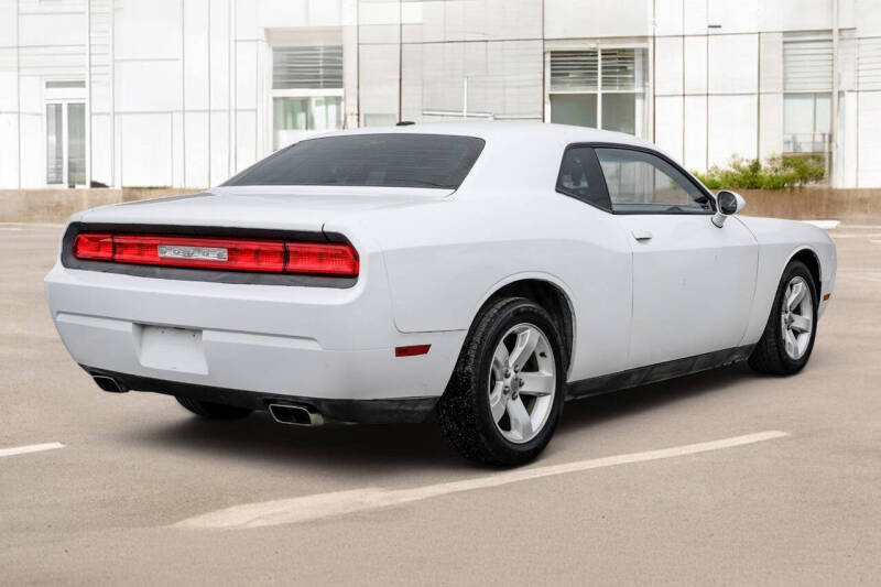 2014 Dodge Challenger SXT