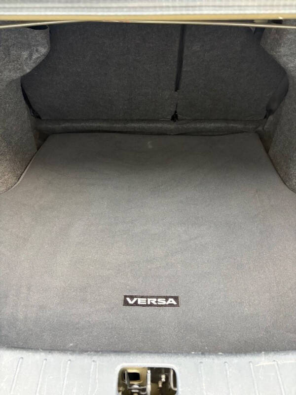 2014 Nissan Versa 1.6 SV