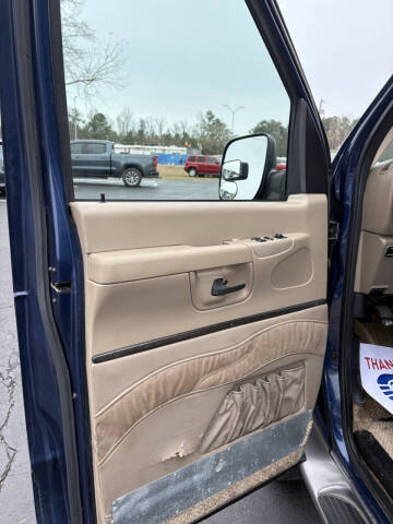 2007 Ford E-Series E-250 SD