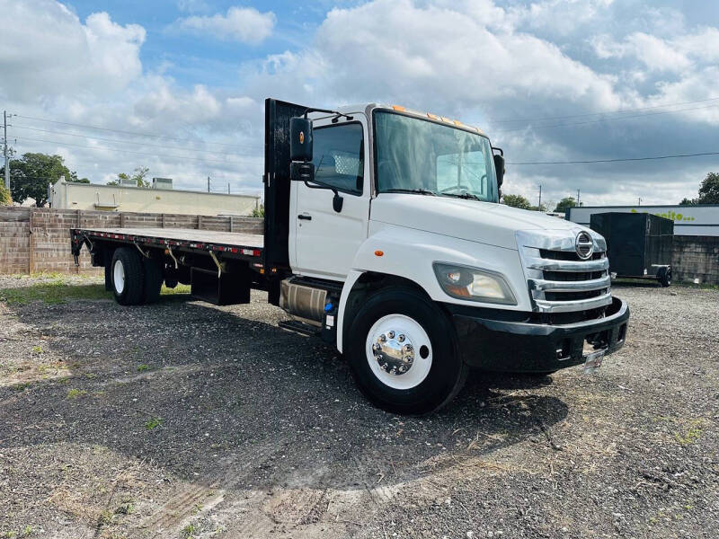 2017 Hino 268A
