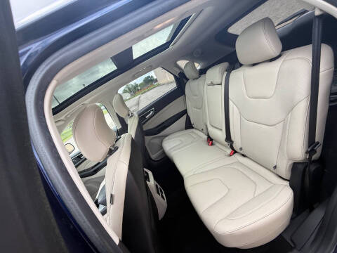 2016 Ford Edge Titanium