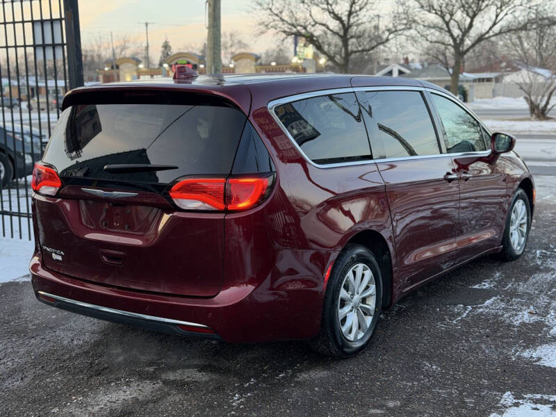 2018 Chrysler Pacifica Touring Plus