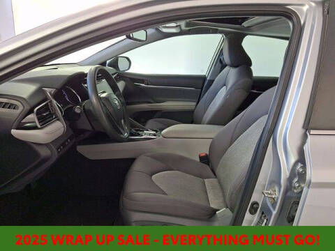 2019 Toyota Camry Hybrid LE