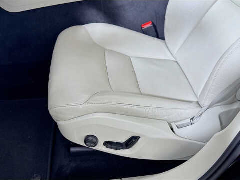 2021 Volvo XC60 T6 Momentum