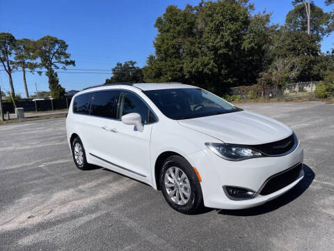 2017 Chrysler Pacifica Touring Plus