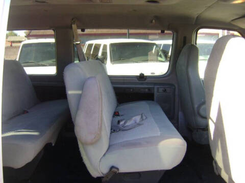 2002 Ford E-Series E-350 SD XL