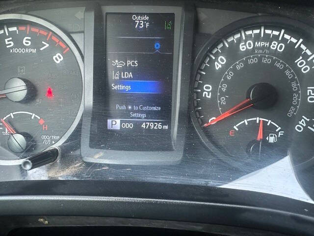 2022 Toyota Tacoma SR