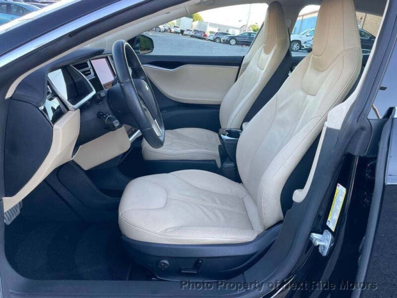 2013 Tesla Model S Performance