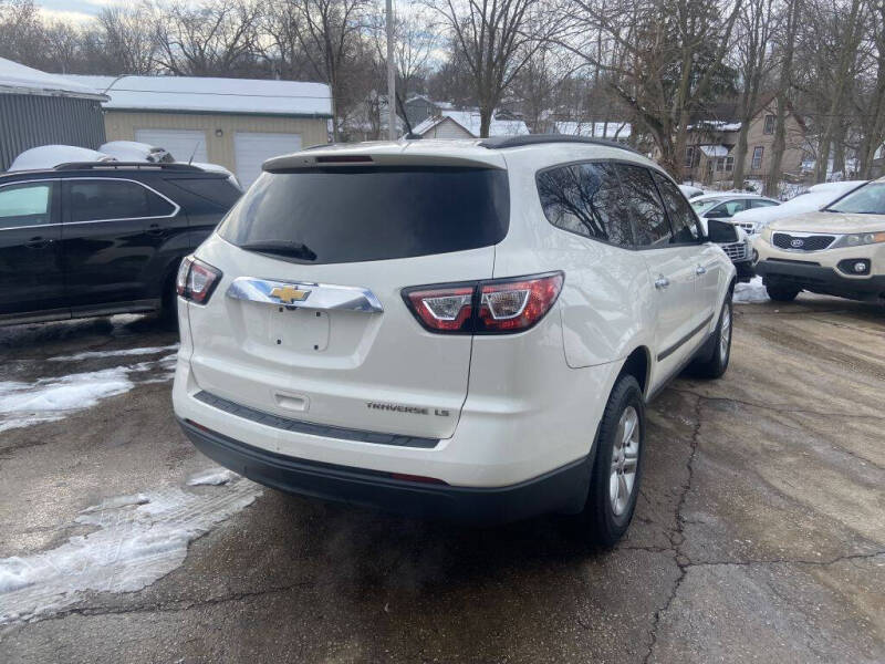 2013 Chevrolet Traverse LS